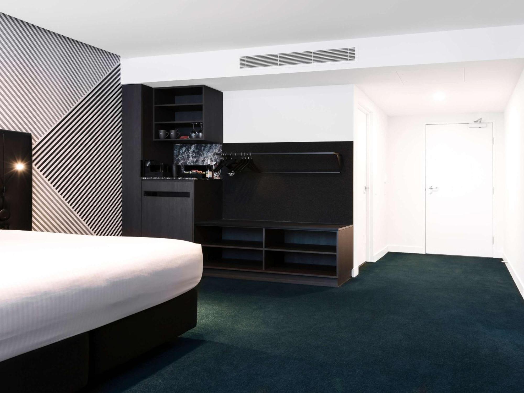 Movenpick Hotel Melbourne On Spencer エクステリア 写真