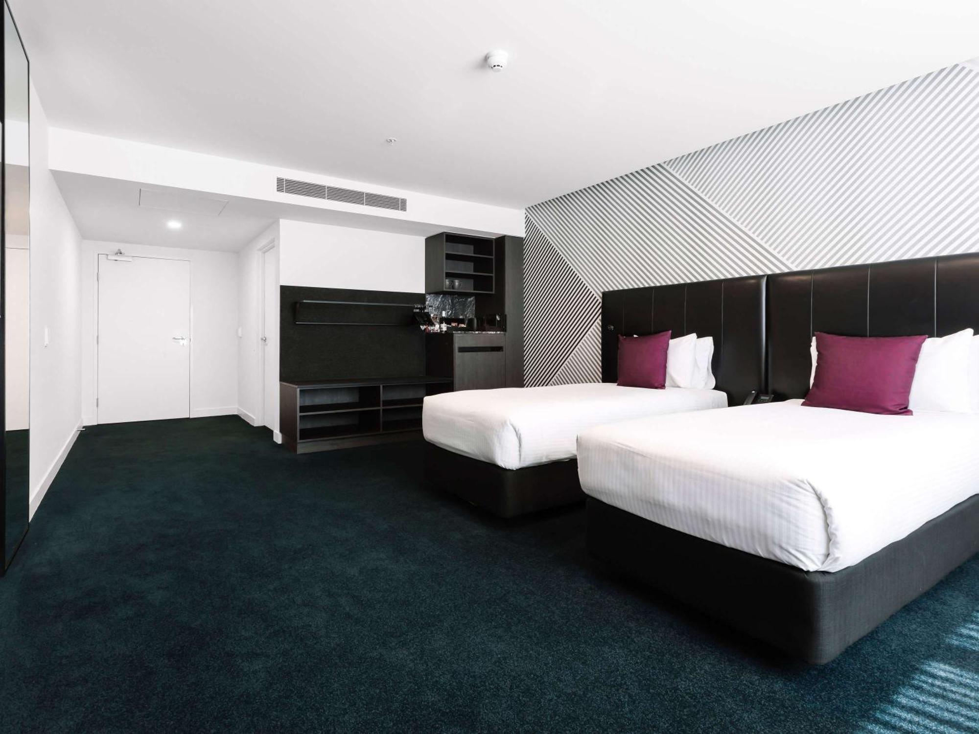 Movenpick Hotel Melbourne On Spencer エクステリア 写真